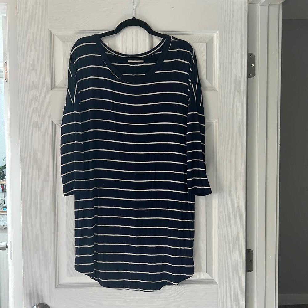 Navy blue stripped dress with midi sleeves